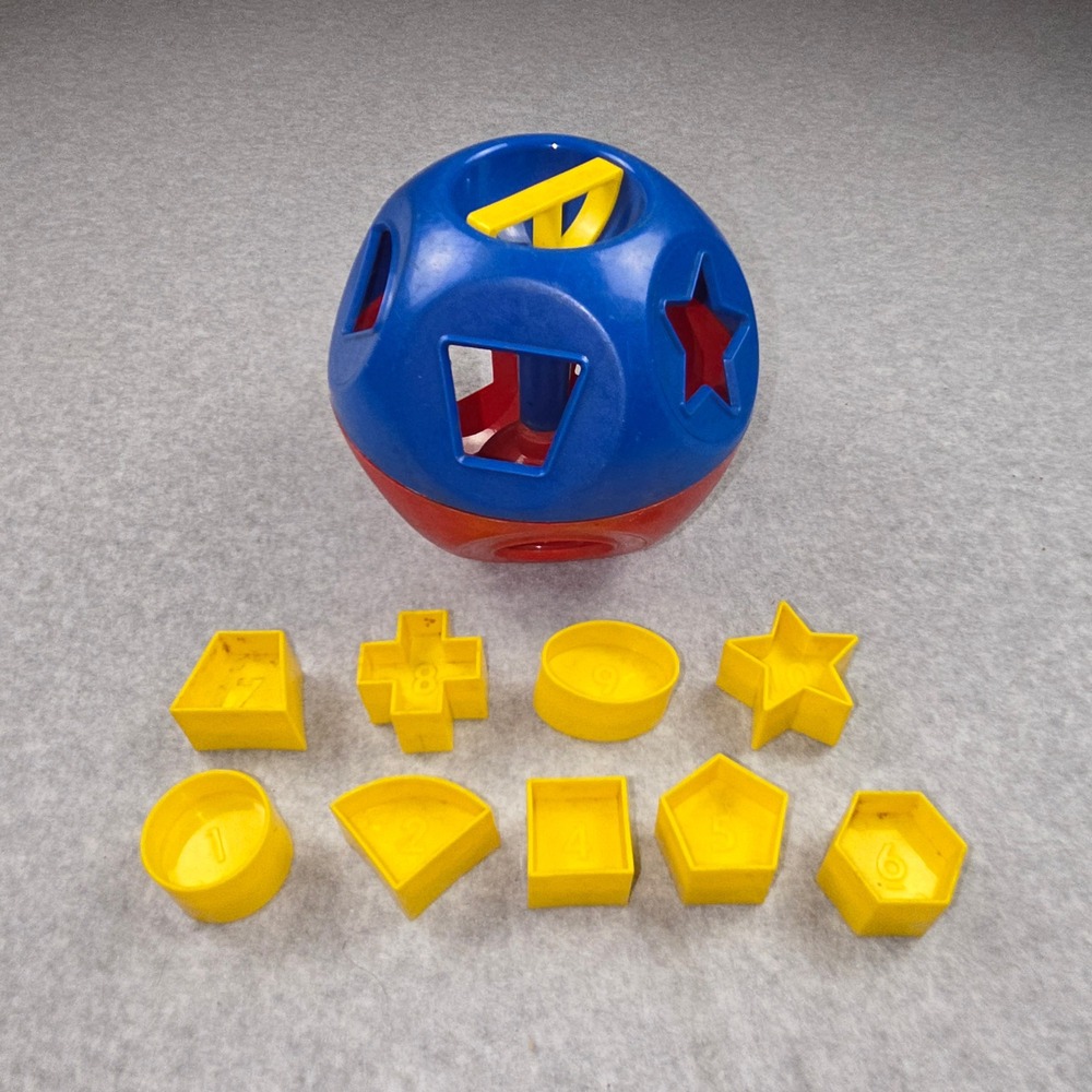 Tupperware Shape-O Toy Vintage Red Blue Ball Sorter with 9 Yellow Shapes